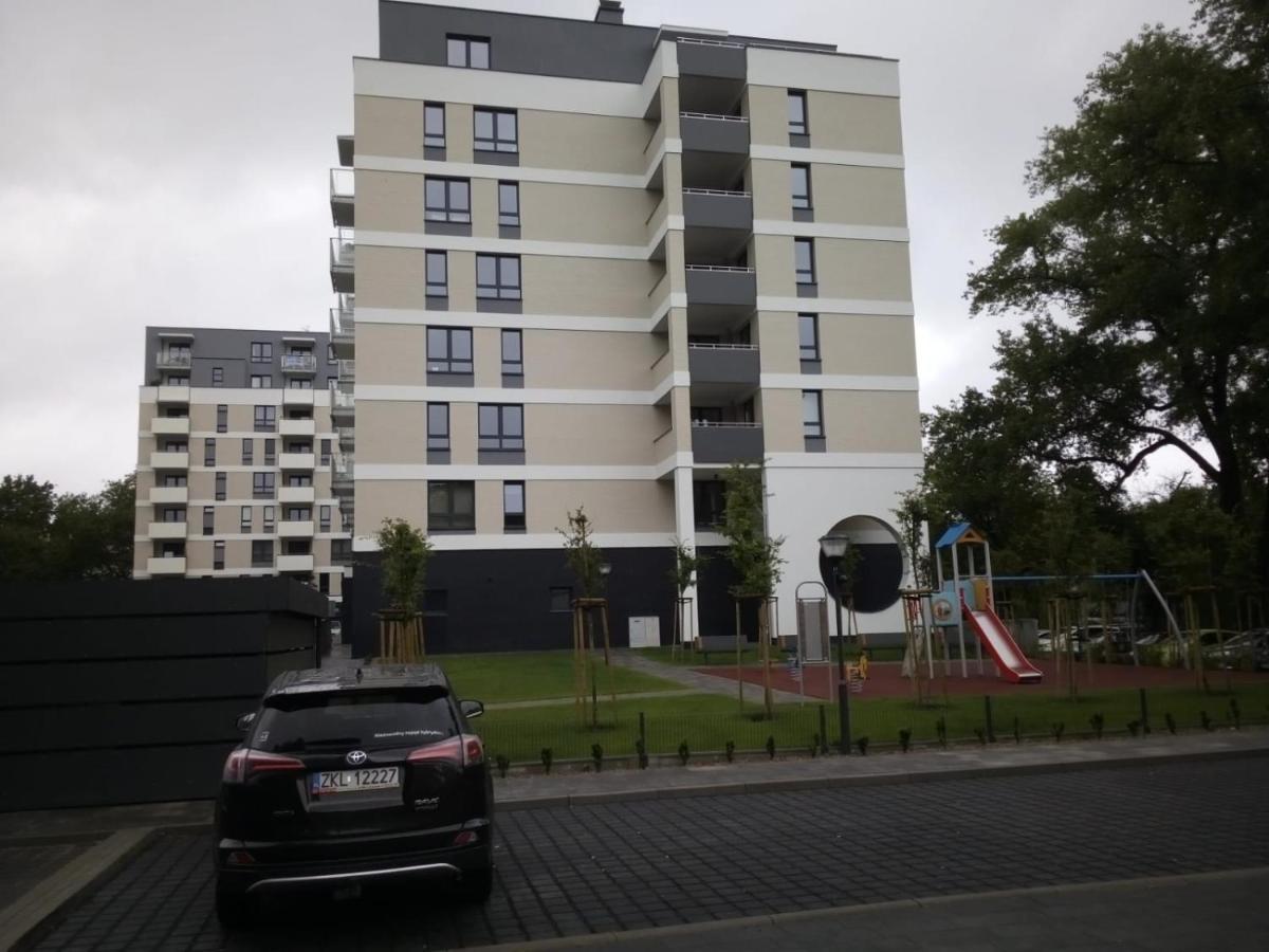 Apartament Szmaragdowy Platan Колобжег Экстерьер фото
